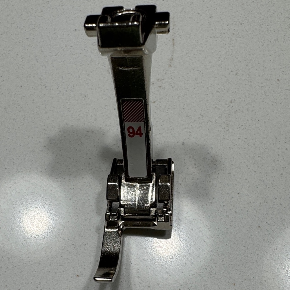 Bernina #94 New Style Binder Foot - Picture 9 of 9